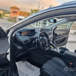 PEUGEOT 3008 BlueHDI 130 EAT8 S&S Allure Pack